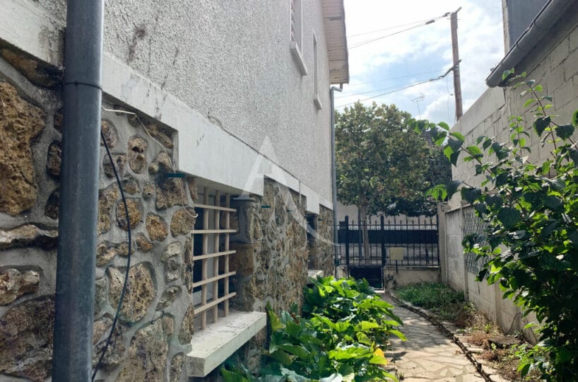 vente maison maisons-alfort: 4 pièces 119 m², avec sous sol total, proche du métro stade / juilliottes
