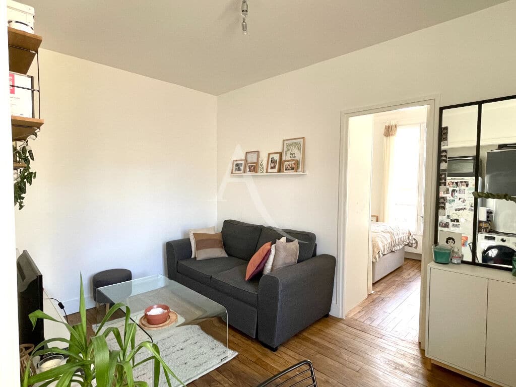agence immo charenton le pont: loue appartement 2 pièces 24 m², proche métro