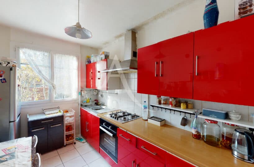 agence immo maisons-alfort: 3 pièces 63 m², cuisine indépendante aménagée