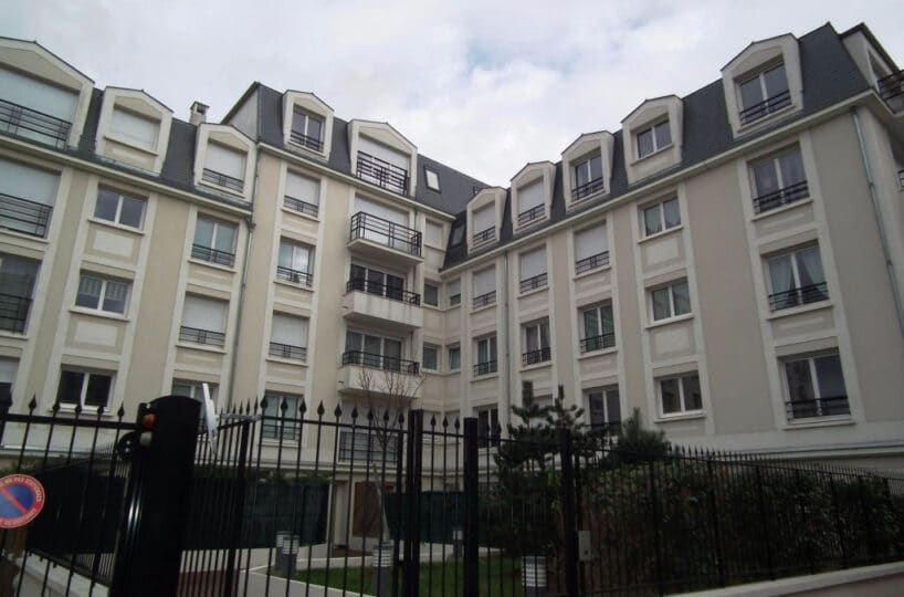 agence immobilière charenton-le-pont: 2 pièces 34 m², dans un très bel immeuble de standing