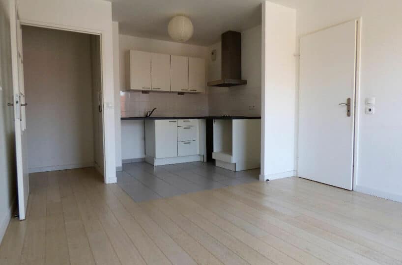 agence immobilière alfortville: loue appartement 2 pièces 41 m² avec parking sécurisé