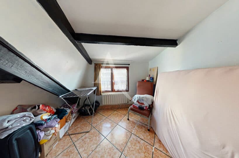 maison alfortville: 7 pièces 150 m² sur 2 étages avec studio indépendant. proximité transports. centre ville