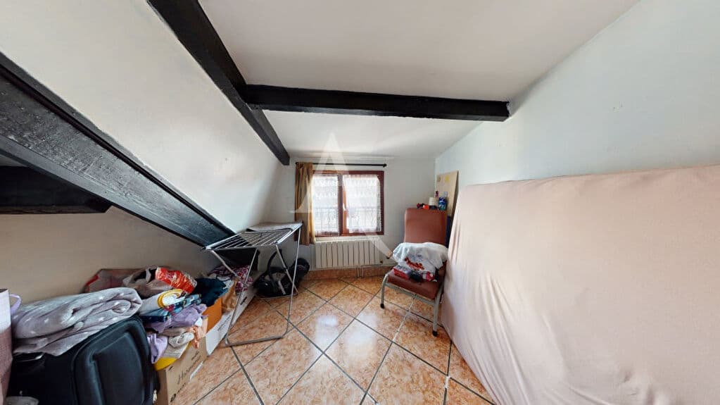 maison alfortville: 7 pièces 150 m² sur 2 étages avec studio indépendant. proximité transports. centre ville