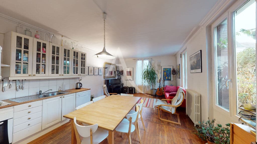 vente maison alfortville: 6 pièces 104 m2, avec sos-sol et jardin privatif
