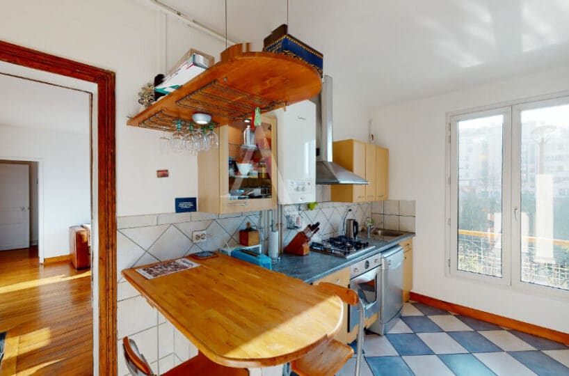 agence immo charenton: appartement à vendre 3 pièces 54 m², beaucoup de charme